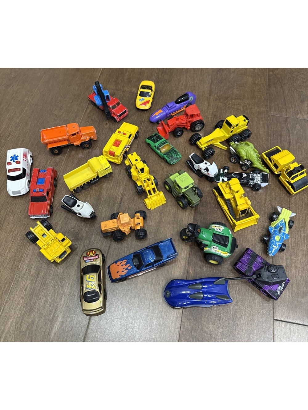Vintage Hot Wheels And Diecast Car, Helicopter, Truck Lot 1970s-2000s (27)